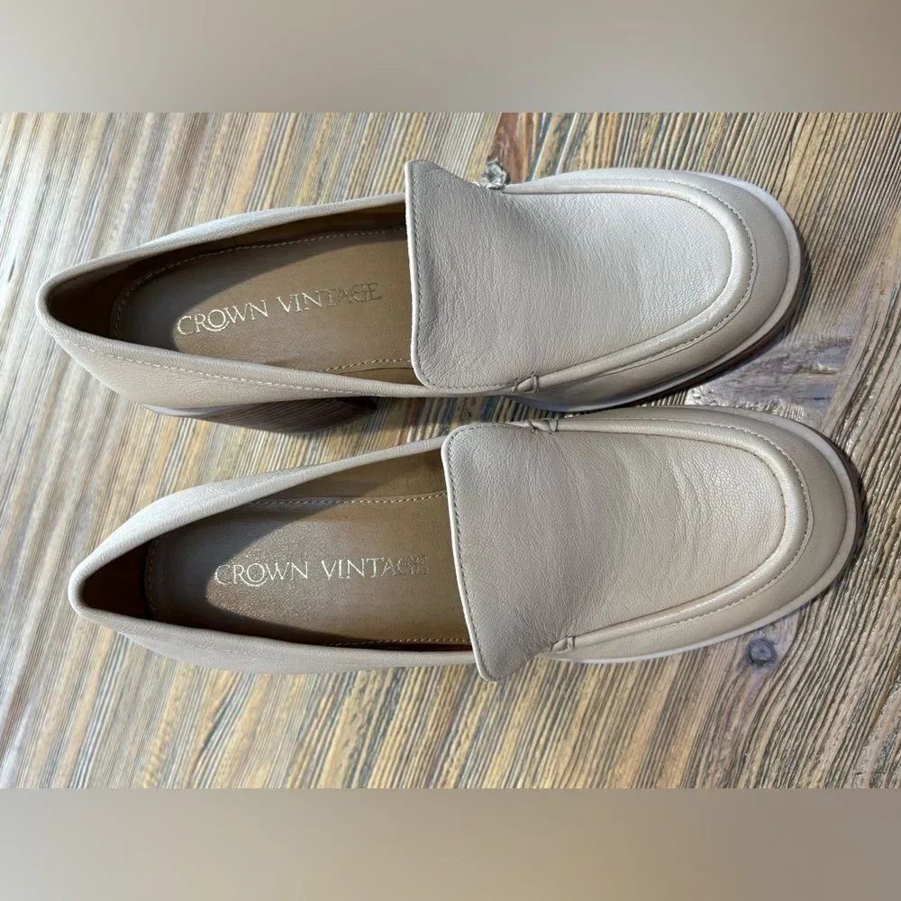 NWOT ! Crown Vintage Women's Beige Pump Heels - Picture 12 of 13
